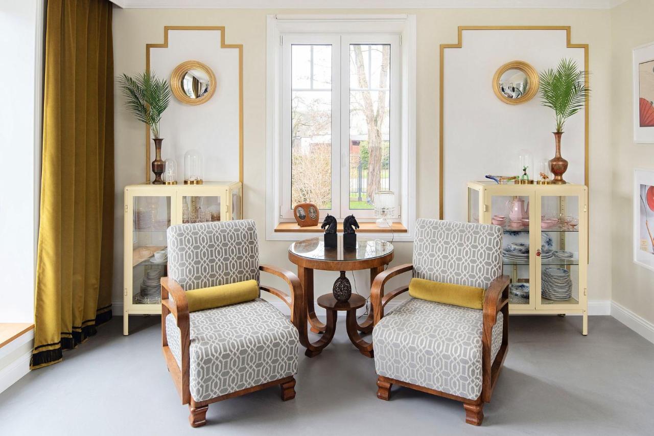Suite With Private Bathroom At Three Bedroom Interwar Villa Grabyte With Daily Spaces To Share By Pine Forest On The Bank Of The River- 8Min By Car From Old Town Kaunas Esterno foto