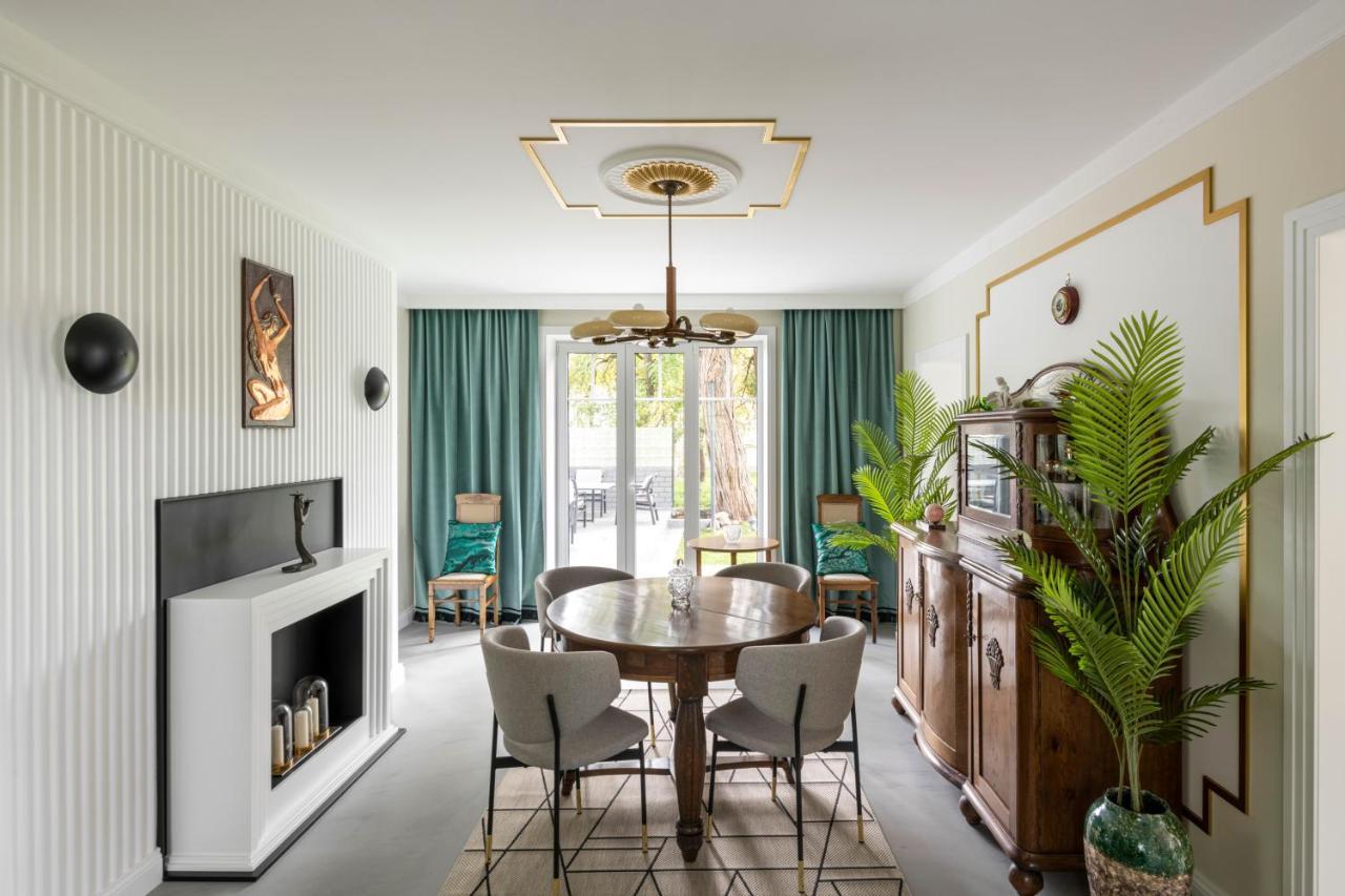Suite With Private Bathroom At Three Bedroom Interwar Villa Grabyte With Daily Spaces To Share By Pine Forest On The Bank Of The River- 8Min By Car From Old Town Kaunas Esterno foto